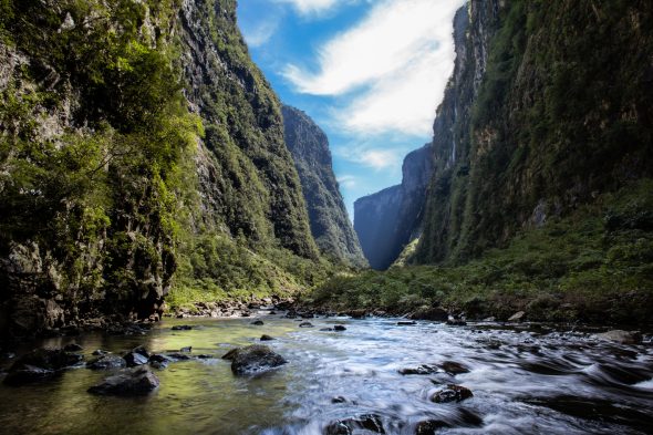 ecoturismo no cânion Itaimbezinho