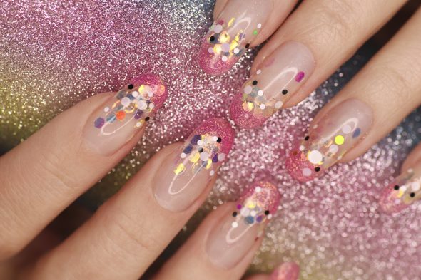 12 Estilos de Unhas Decoradas para Refletir Sua Personalidade